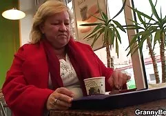 Został on zniszczony przez Erica filmy porn za darmo analny niebieskie Le Castel Jean-Yves