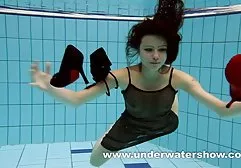 Roxy xxx filmy erotyczne Deville-akcenty i palce